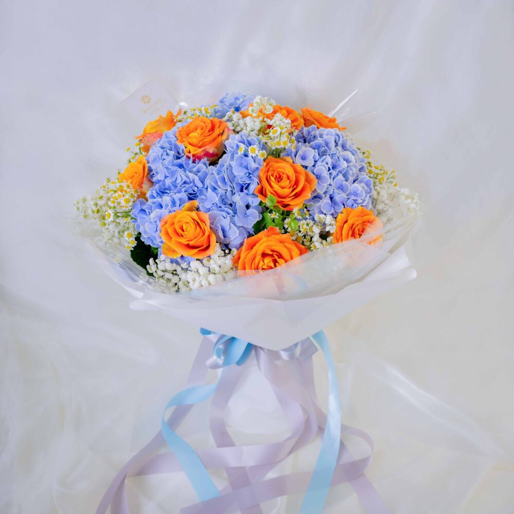 ช่อดอกไม้ Blooming Bliss ร้านดอกไม้ Blooming Posies BKK