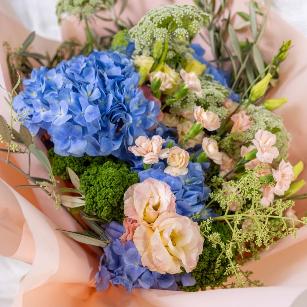 ช่อดอกไม้ Eden’s Garden ร้านดอกไม้ Blooming Posies BKK