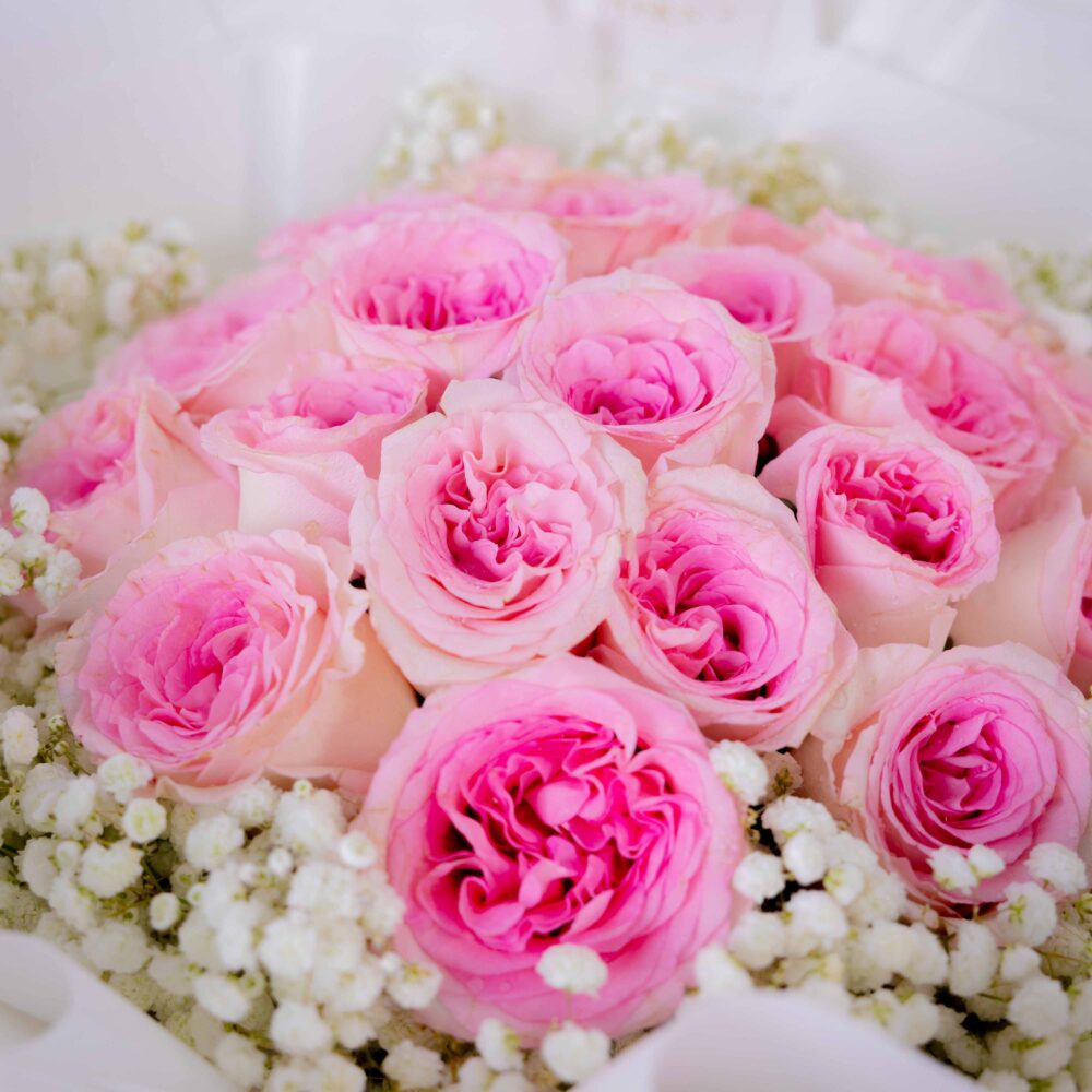 ช่อดอกไม้ Radiant Roses ร้านดอกไม้ Blooming Posies BKK