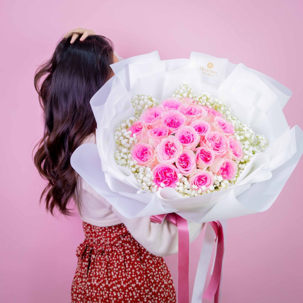 ช่อดอกไม้ Radiant Roses ร้านดอกไม้ Blooming Posies BKK