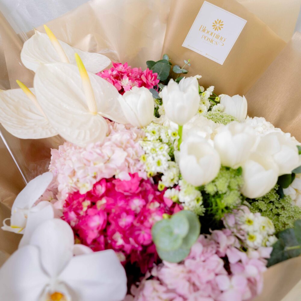 ช่อดอกไม้ The Free Spirit ร้านดอกไม้ Blooming Posies BKK