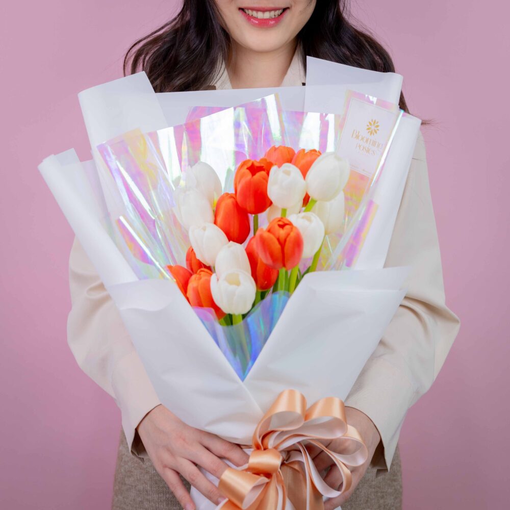 ช่อดอกไม้ Tulip Dream ร้านดอกไม้ Blooming Posies BKK