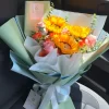 ช่อดอกไม้รับปริญญา Sunshine Elegance จากร้าน Blooming Posies BKK